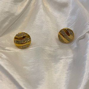 Gold circle stud earrings